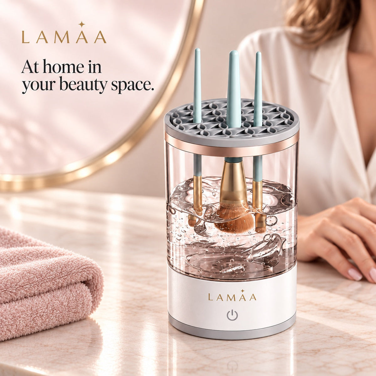 Lamaa Electric Brush Cleaner + Free Brush Set